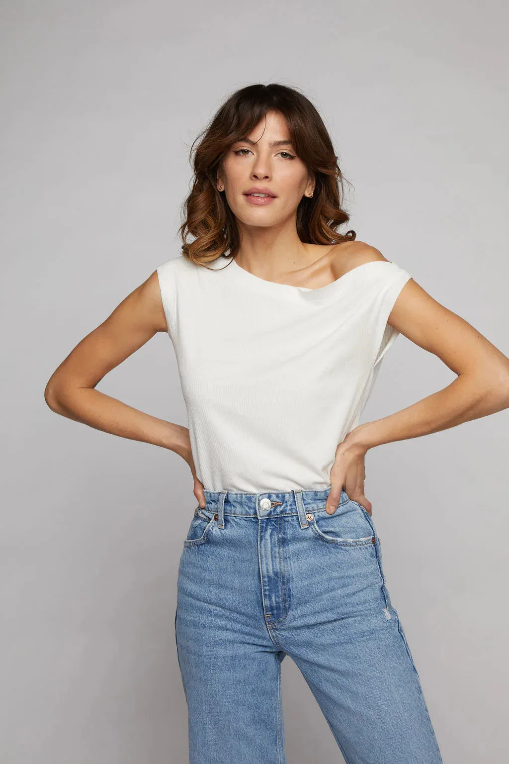 drop shoulder top