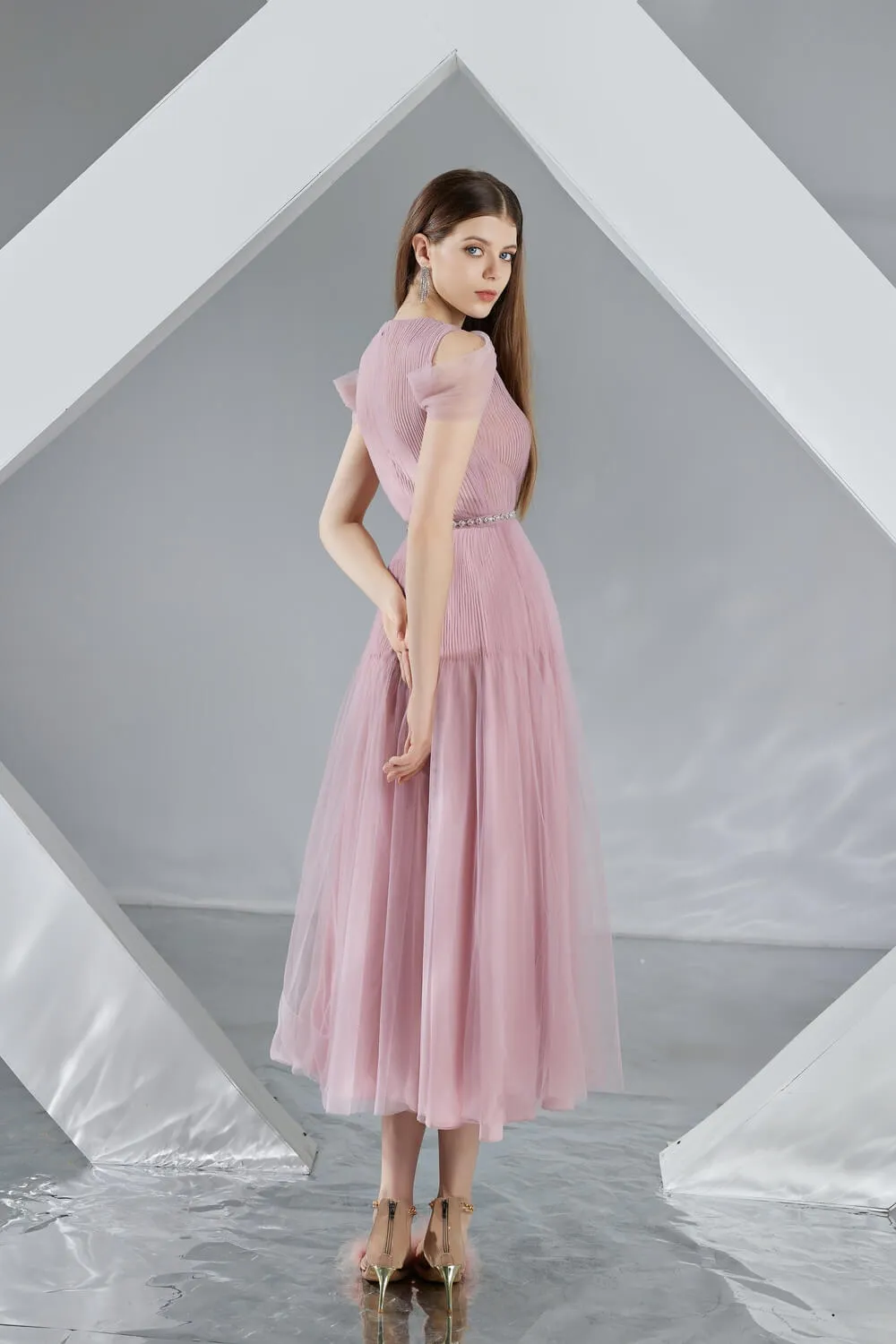 Florence Pleated Puffy Sleeved Organza Midi Dress