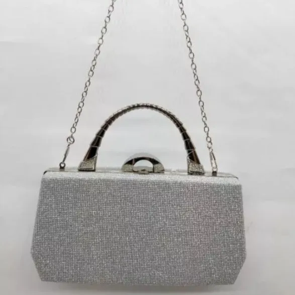 Glitzy clutch bag with handle