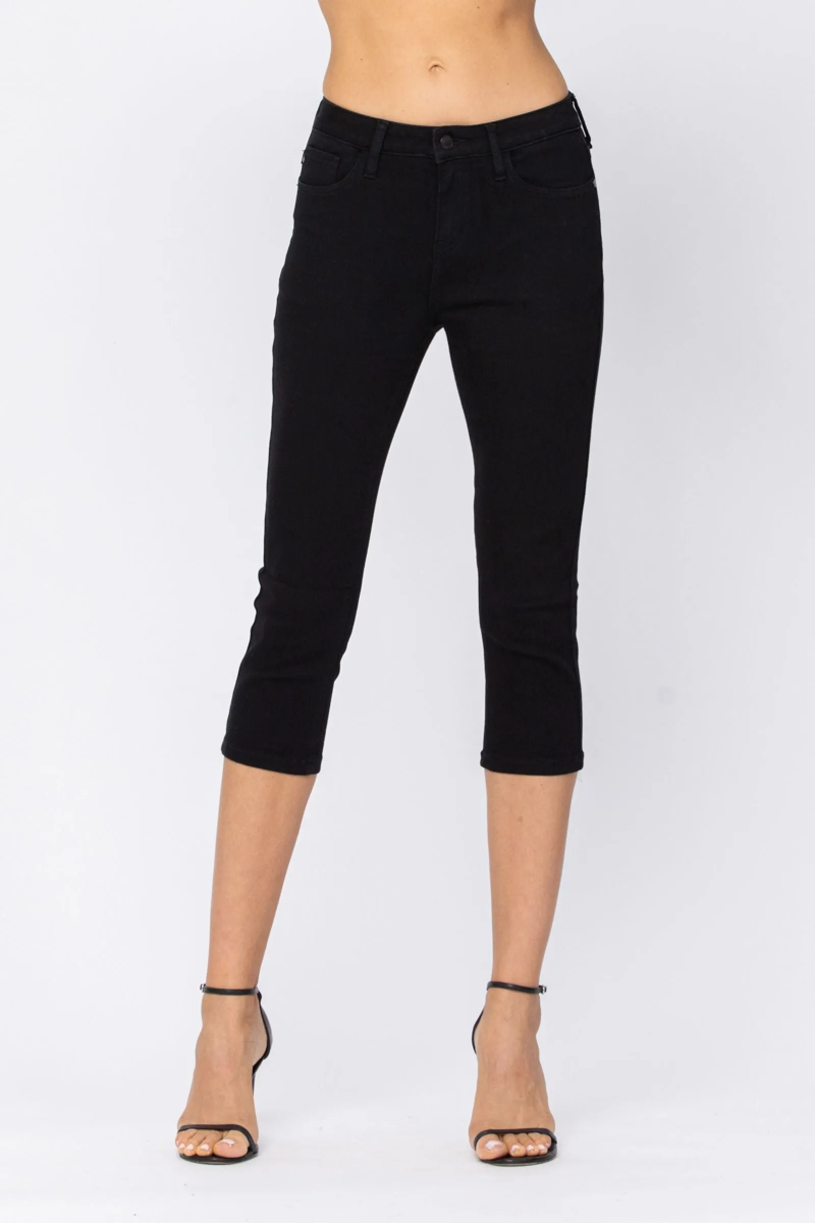 Judy Blue Jean Black Skinny Capri