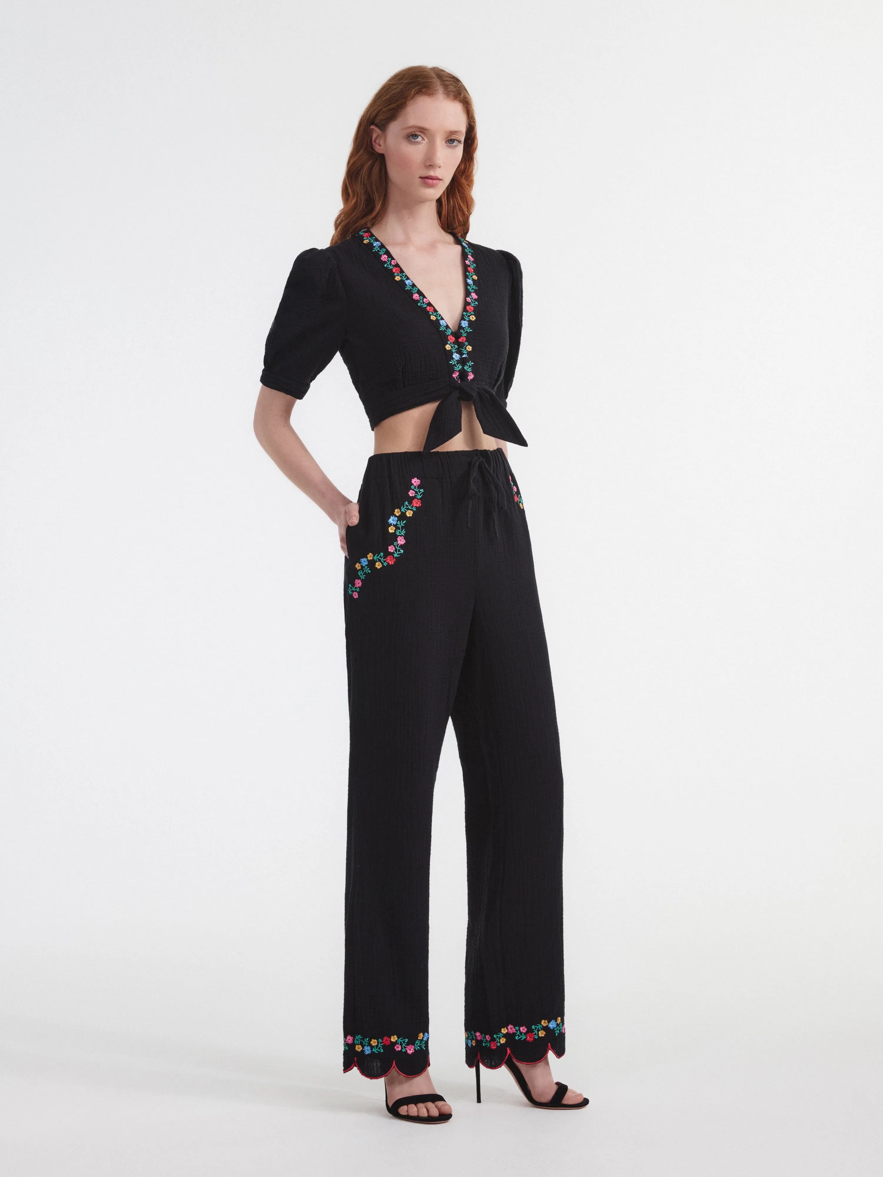 Paige Scallop Trouser in Black