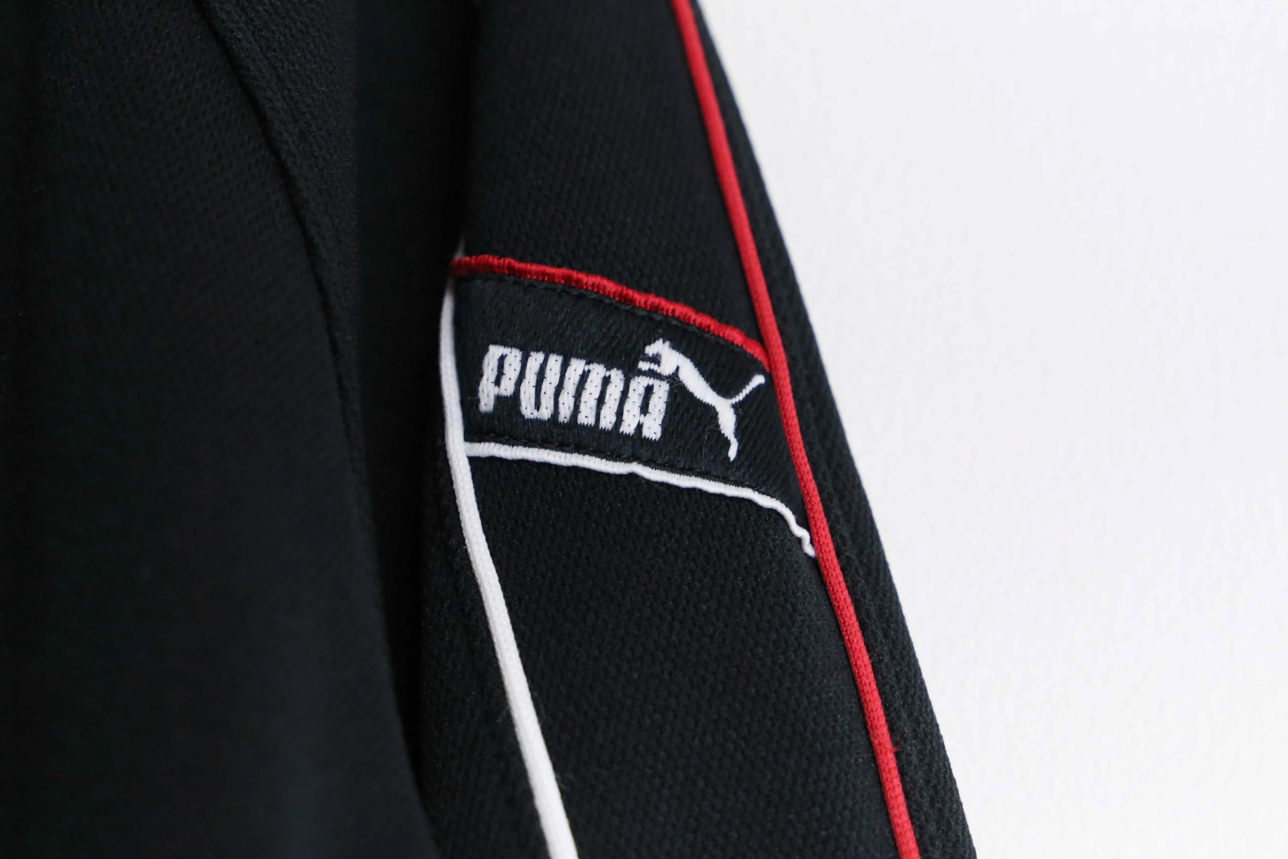 "puma" black color raglan sleeve track jacket